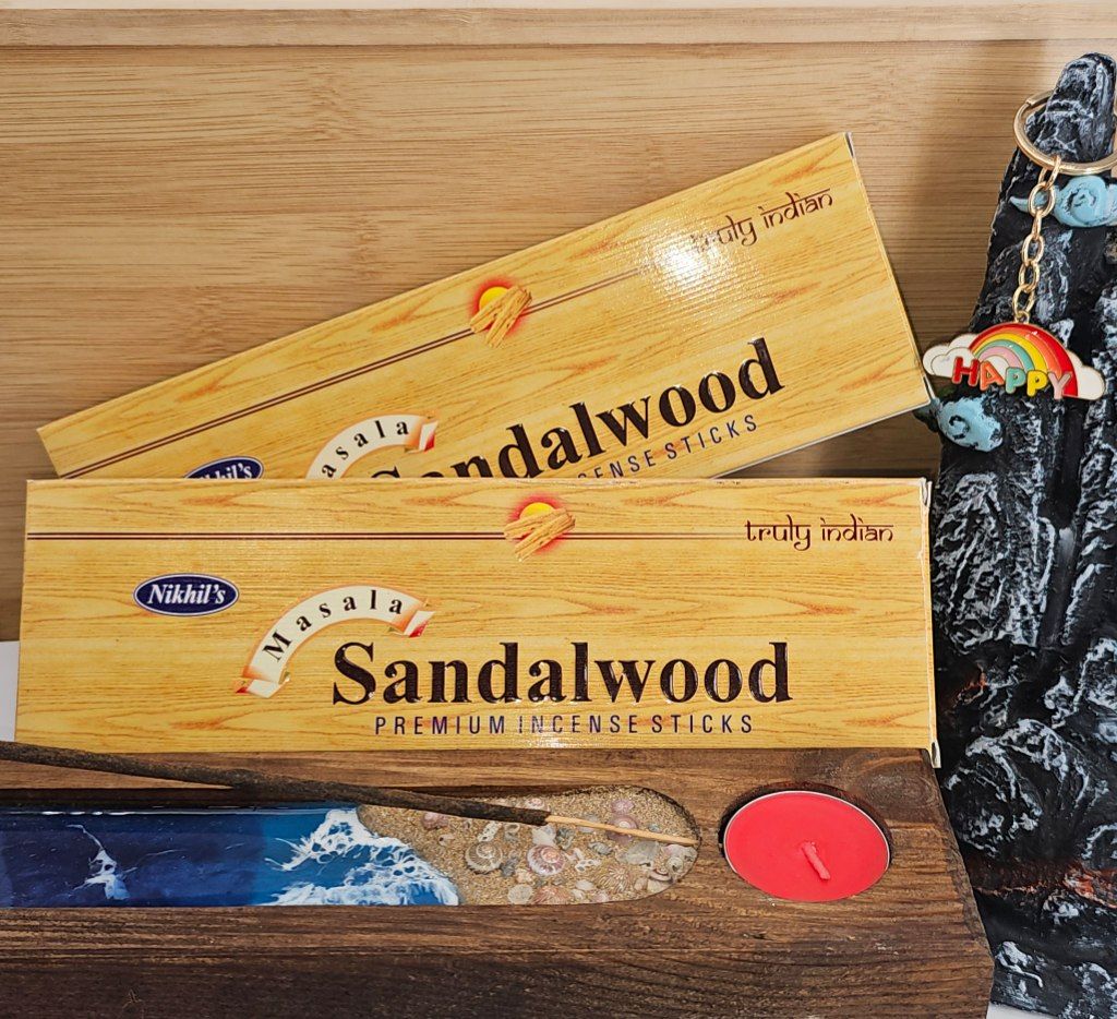 عود دستساز sandal wood برند nikhils