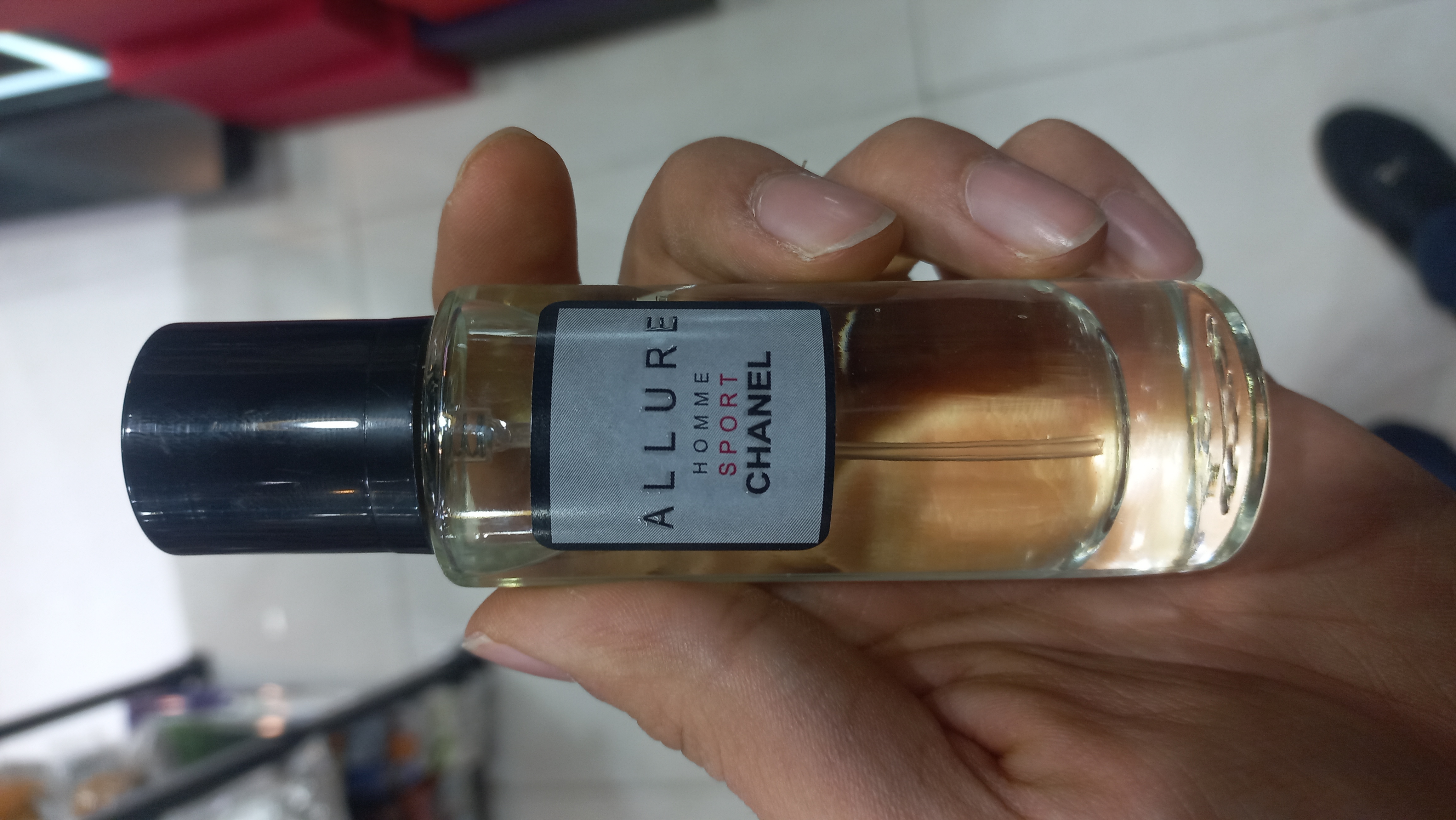ادکلن allure