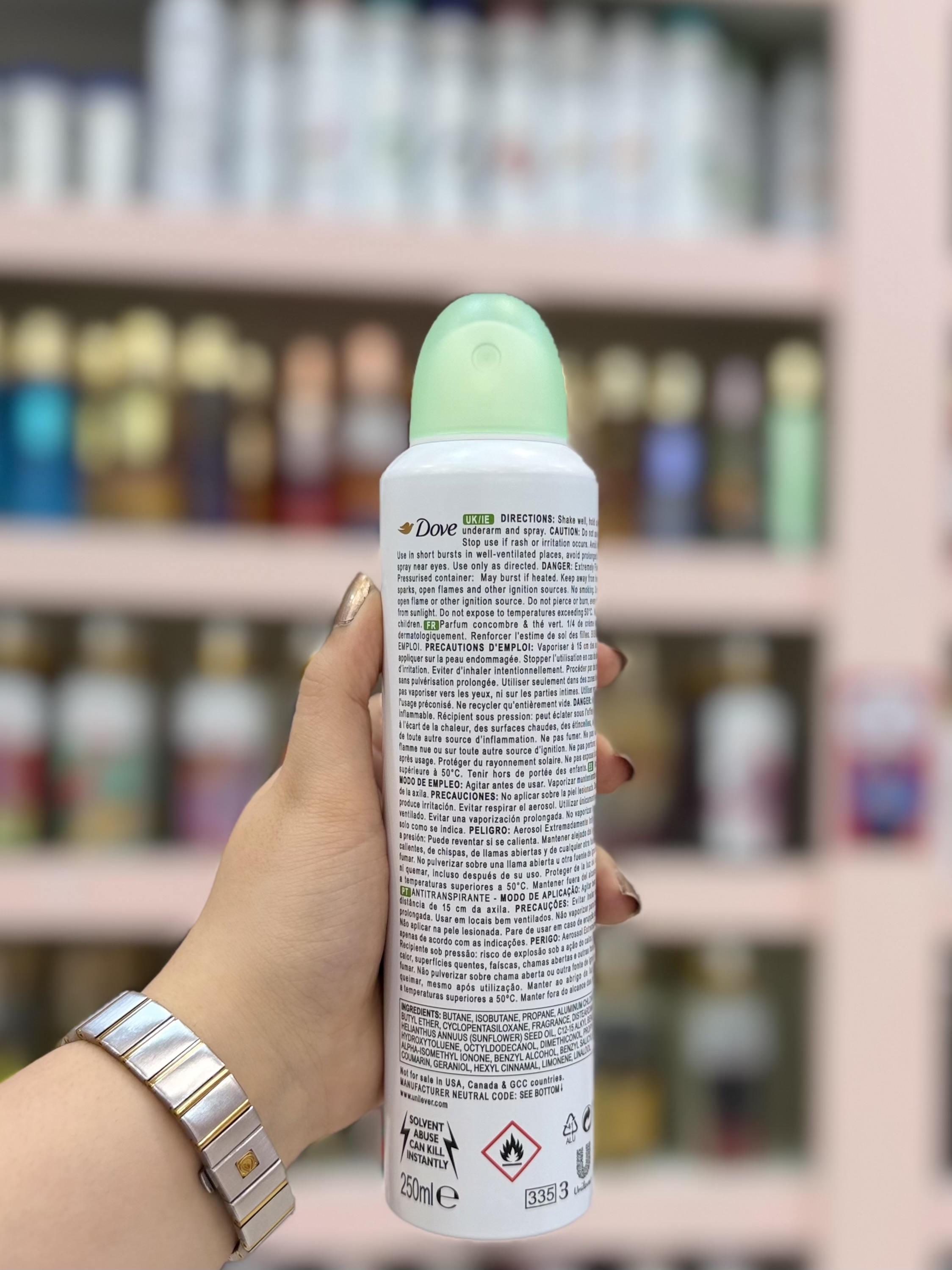 اسپری داو رایحه خیار و چای سبز go fresh