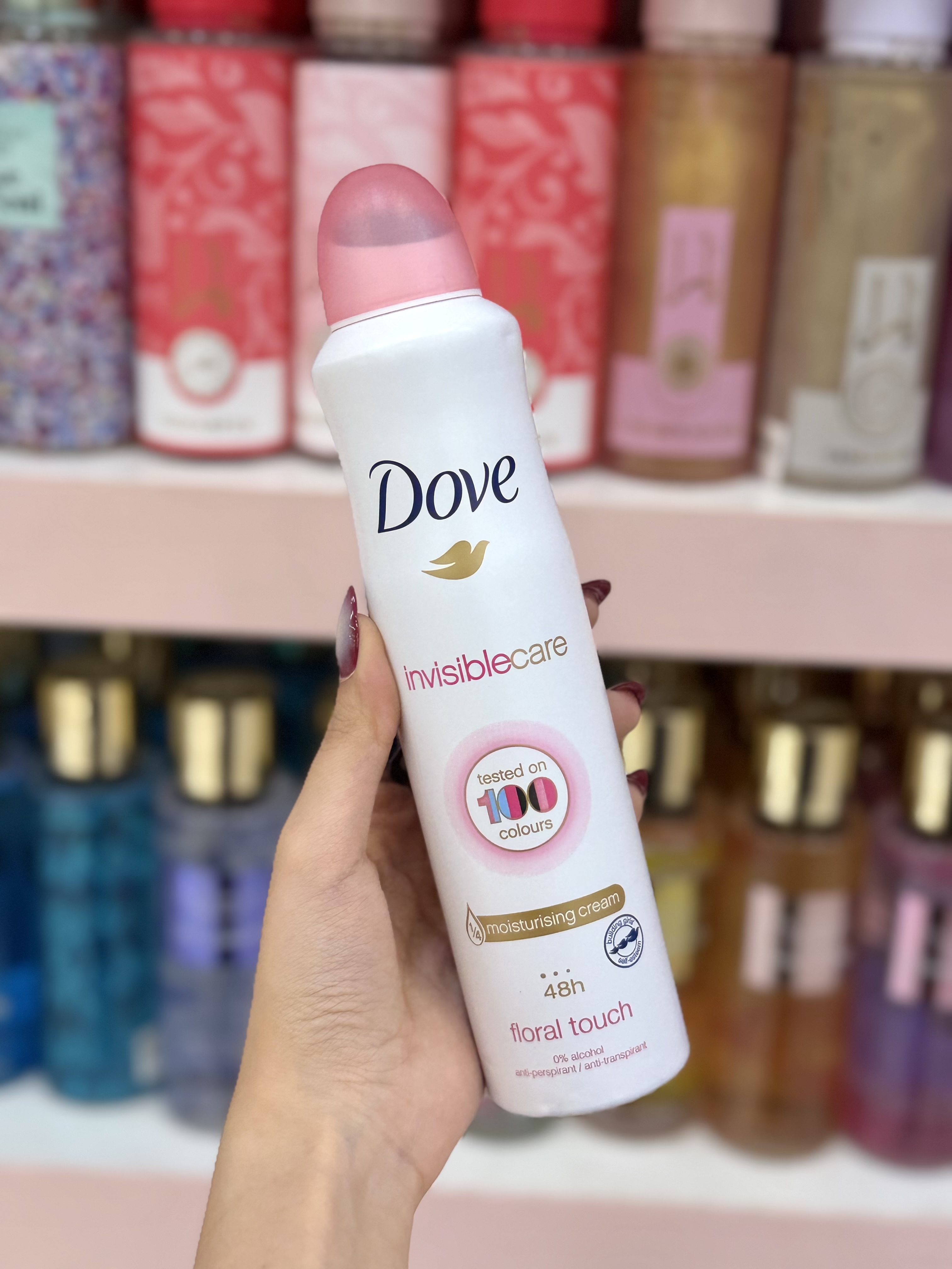 اسپری داو (Dove) رایحه invisible care 100 صورتی (UK)