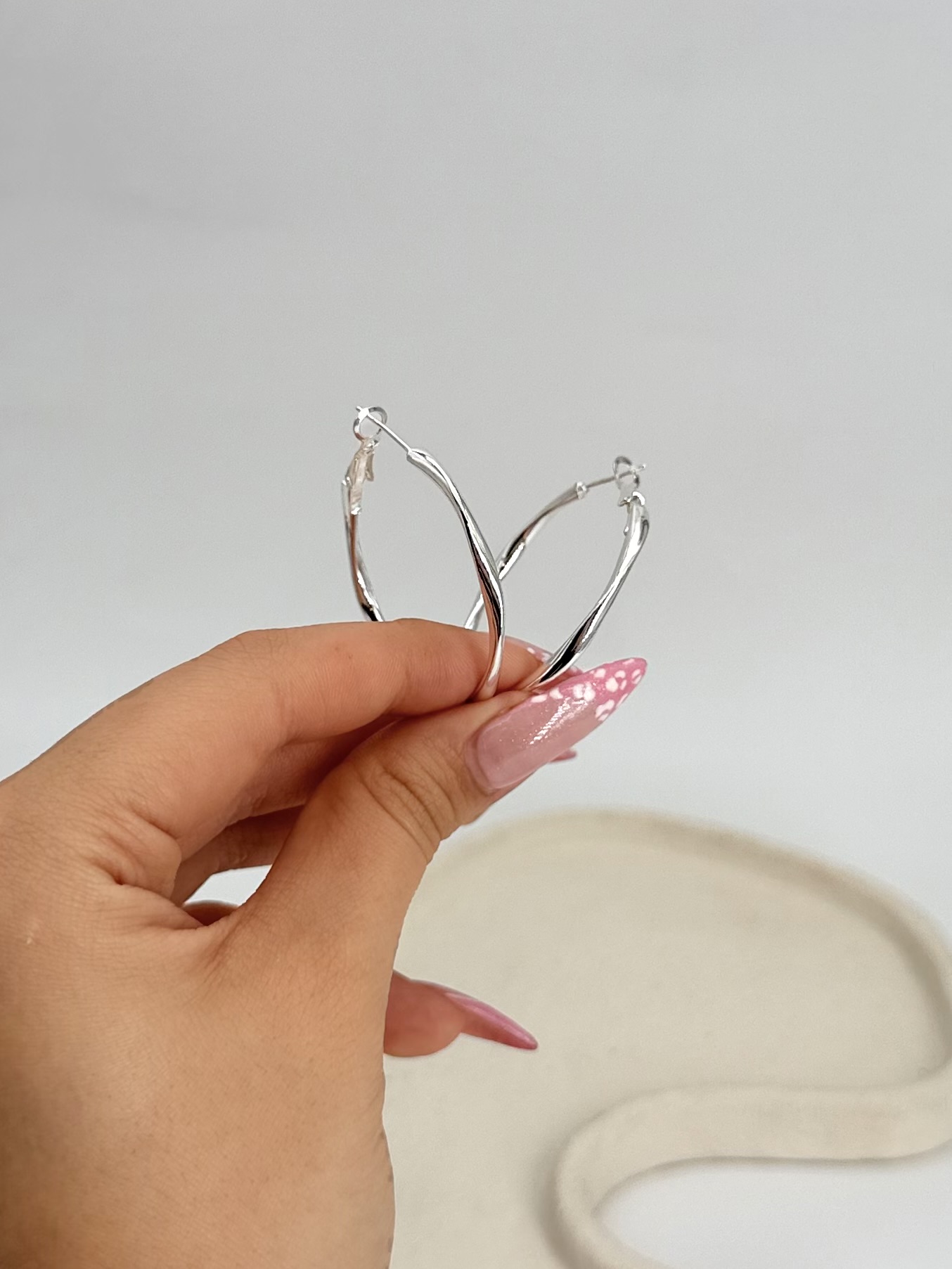 گوشواره حلقه ای گرد دفرمه فشن جولری