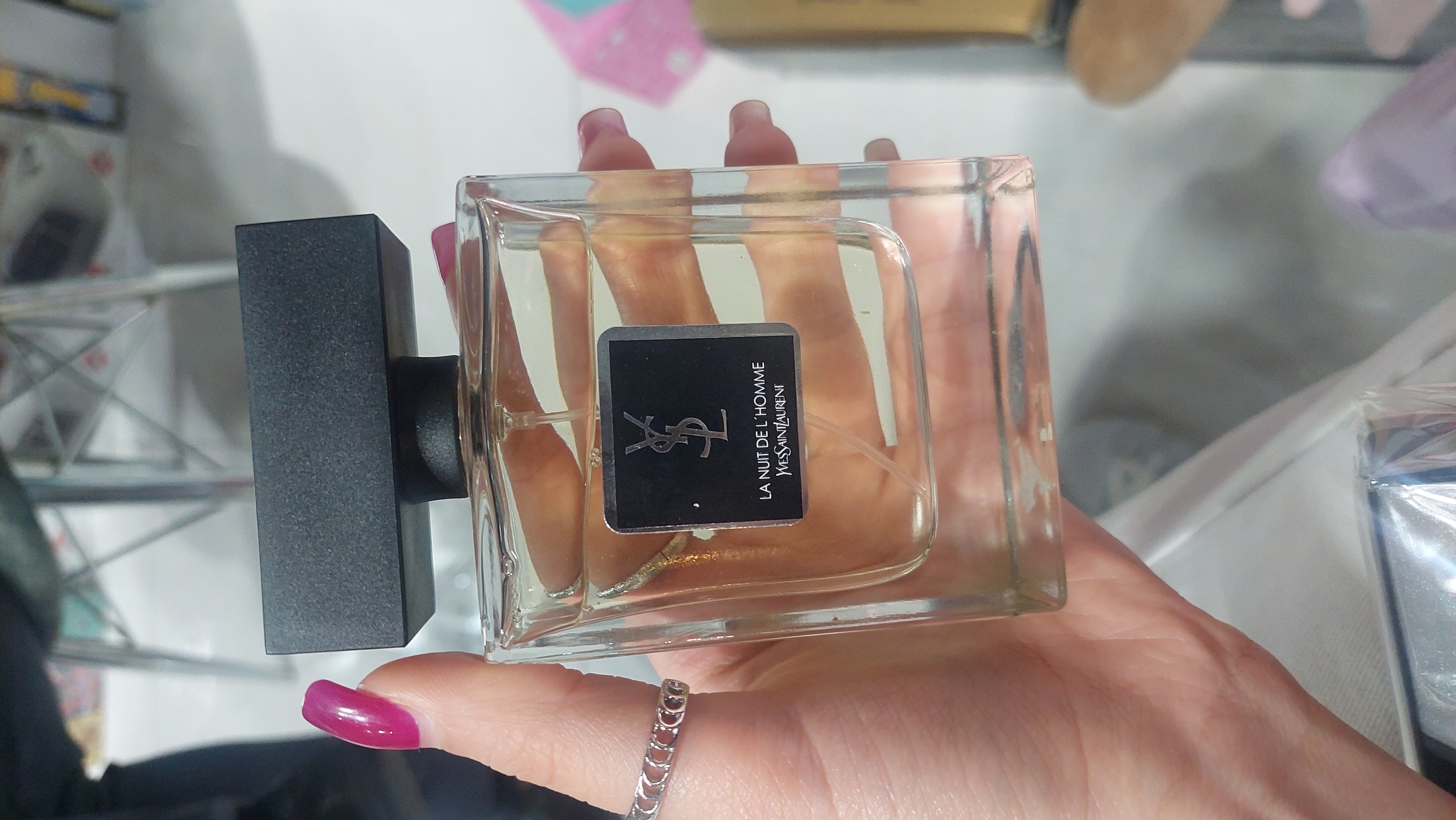 ادکلان سن لورن (saint laurent) برند پرستیژ (prestige)