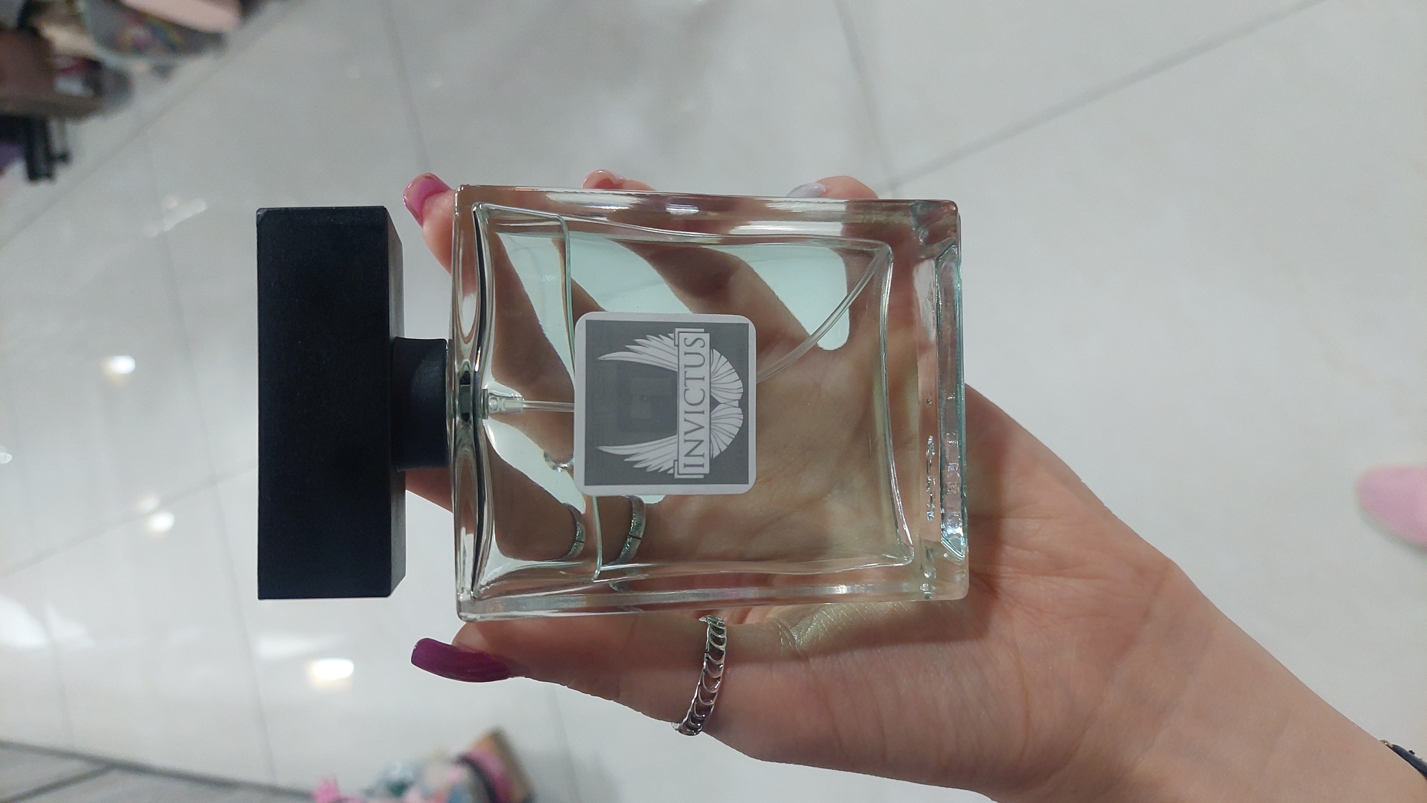 ادکلان اینوکتوس (Invictus) برند پرستیژ (prestige)